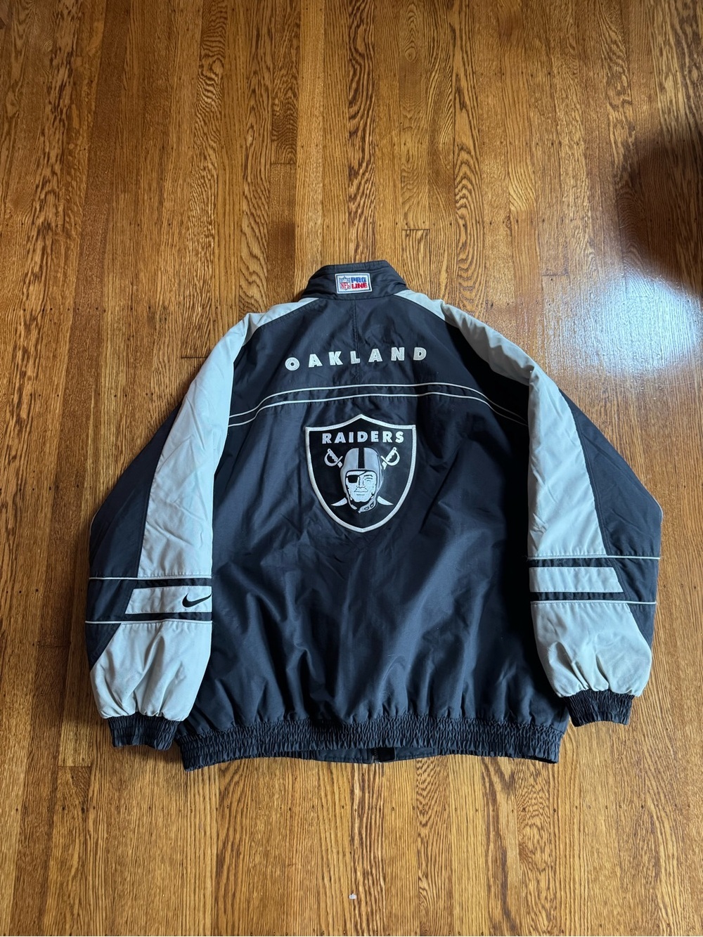 Nike Oakland Raiders NFL Pro Line Puffer Jacket XXL Black Grey